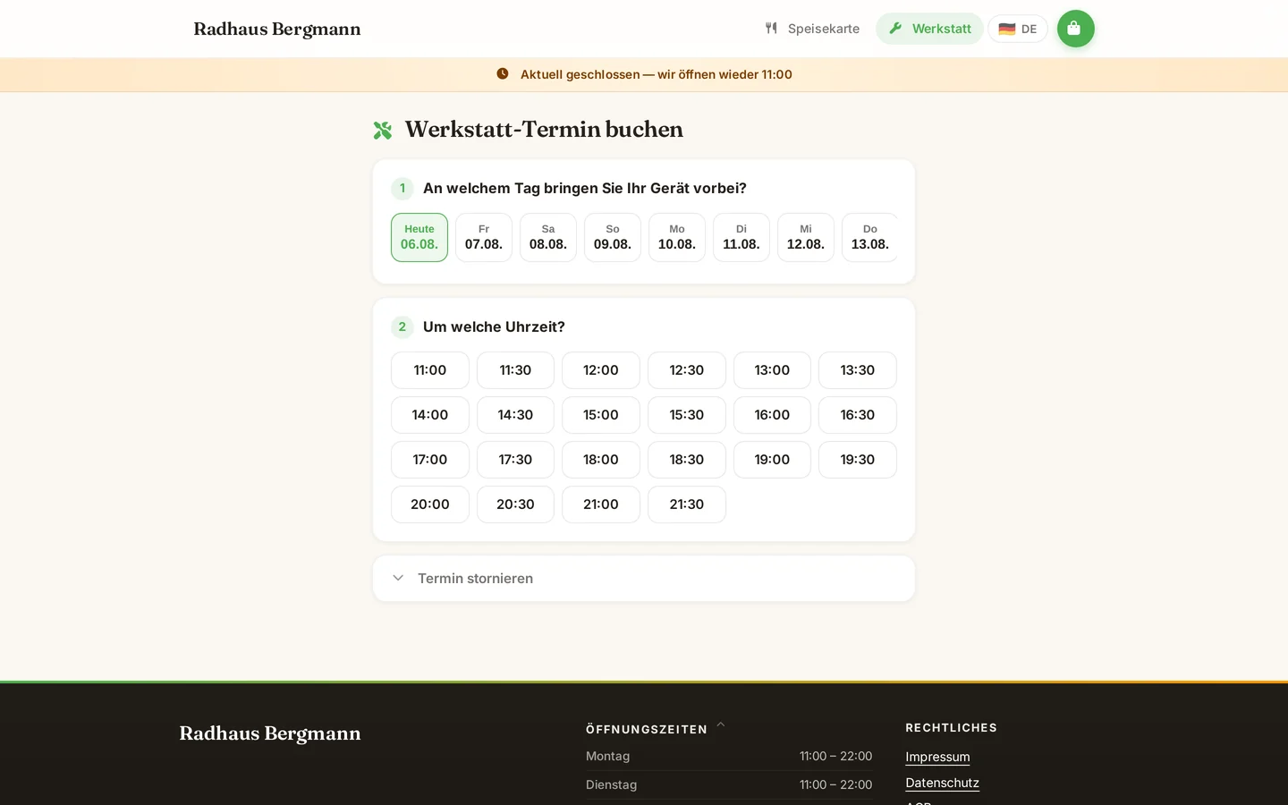 Kunden buchen freie Annahmezeiten selbst und geben Gerät und Fehlerbild gleich mit an.